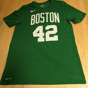 nike men's dri-fit celtics t-shirt